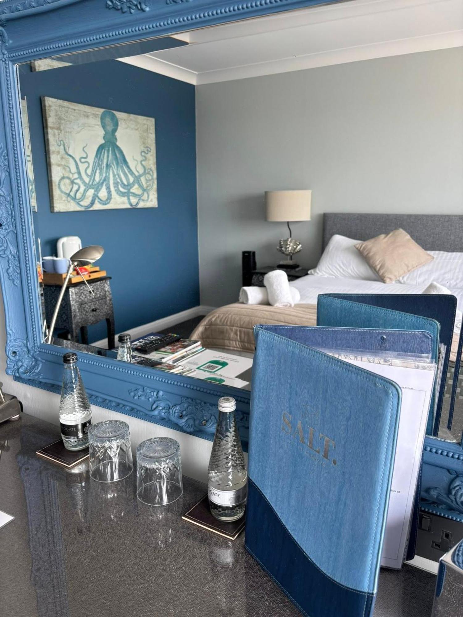Salt On The Harbour Bed and Breakfast Bridlington Eksteriør billede