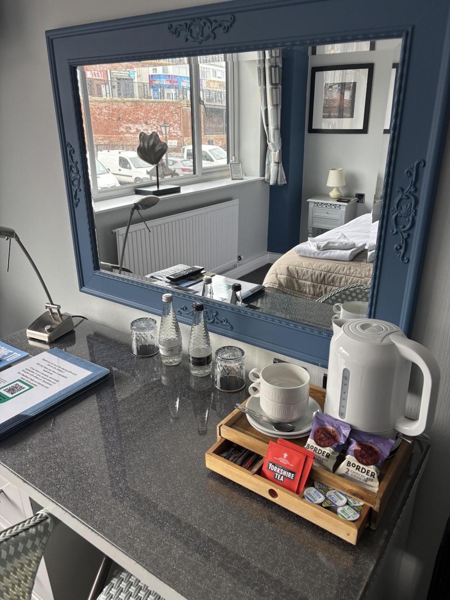 Salt On The Harbour Bed and Breakfast Bridlington Eksteriør billede
